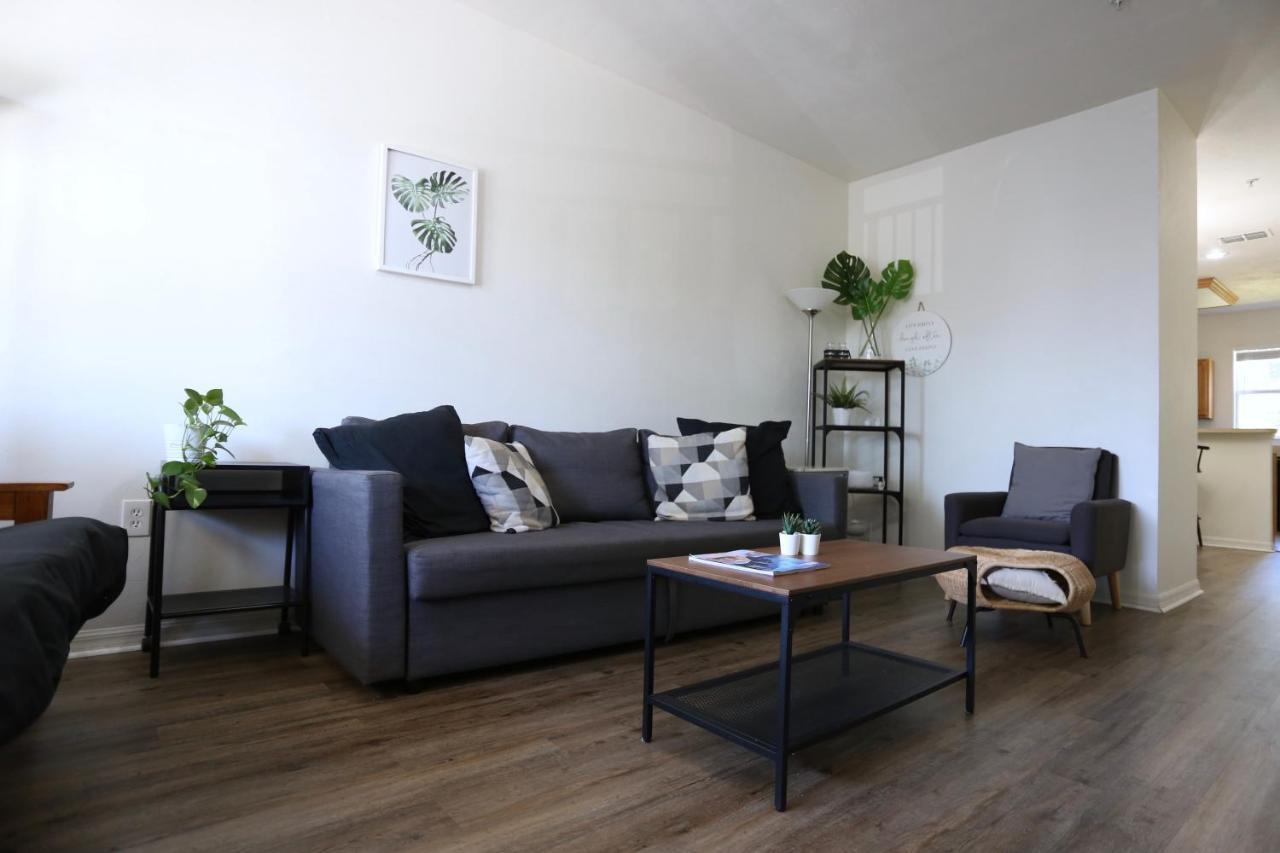 Oaks Modern & Comfy Condo In The Perfect Location Gainesville Exteriér fotografie